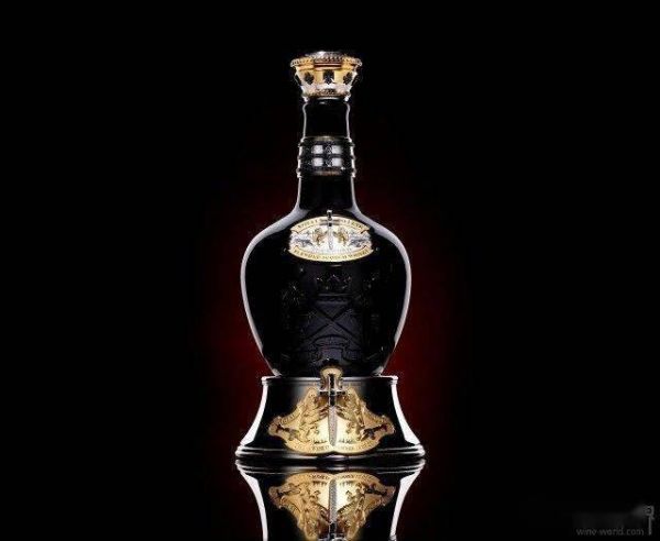 世界十大顶级烈酒（全球最昂贵的10大烈酒）