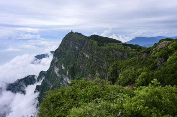 十大人气最旺的宗教名山，国内人气最旺的十座宗教名山