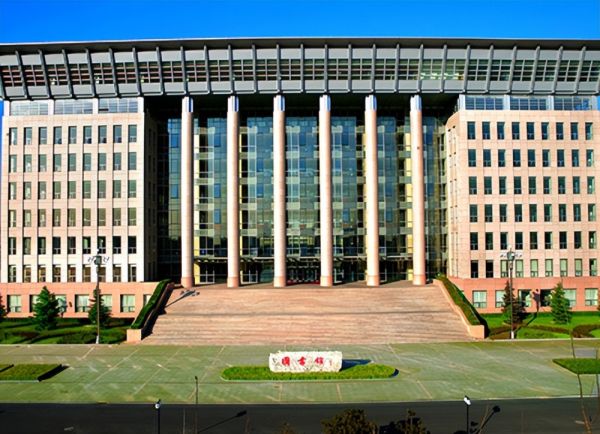 中国十大名牌警校（中国十大警校排名前十）