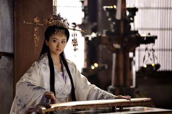 赵露思个人资料（赵露思凭什么出道就女一）