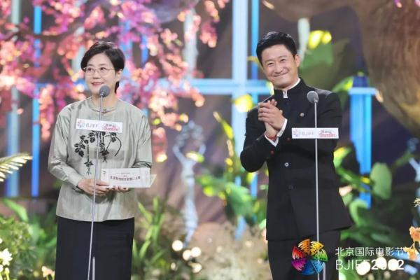 “天坛奖”十大奖项隆重揭晓(8月20日第十二届北京国际电影节闭幕)