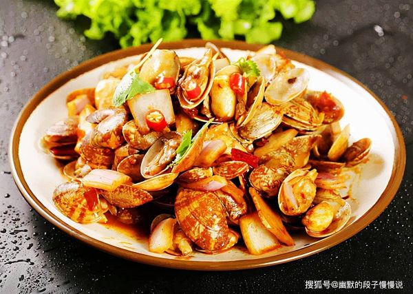 青岛十大必吃美食（青岛最出名的10道名菜推荐）