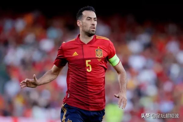 西班牙足球十大巨星(西班牙10位最佳球员)
