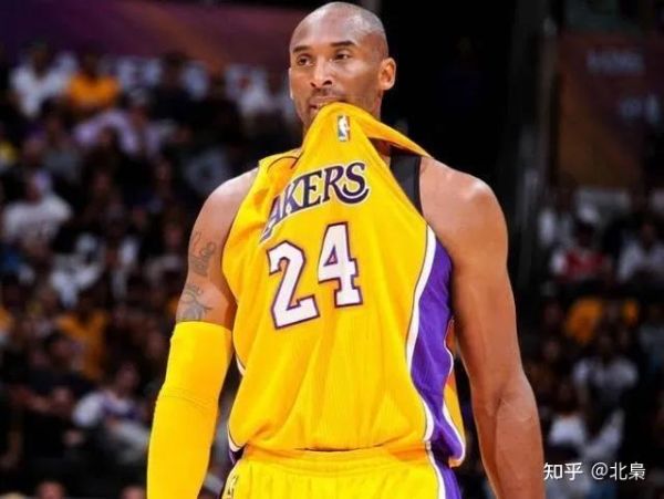 篮球十大顶级巨星(NBA历史10大巨星排行榜)