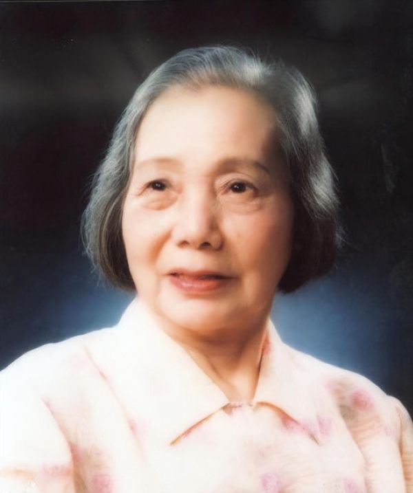 中国十大“最美女明星”，能写进教科书的女英雄