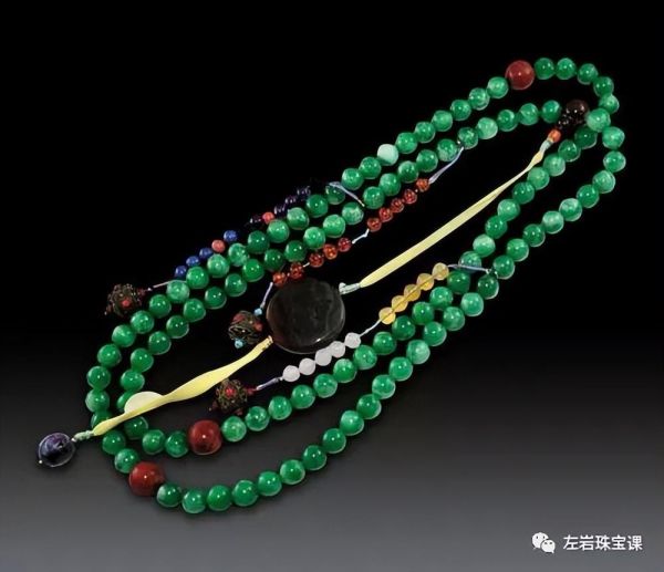 中国古代最值钱的十大朝珠（最贵的高达5836万）