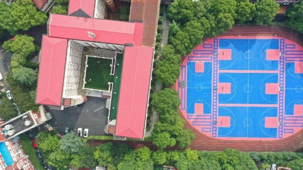 上海有加拿大课程的十大学校（开设加拿大课程的10所学校）
