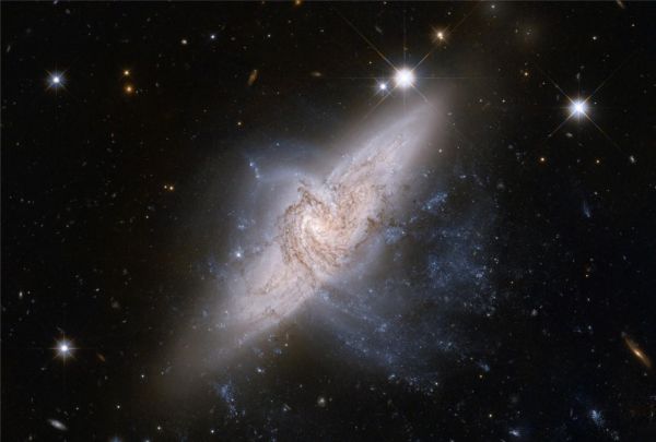 宇宙中最迷人的10大星系，宇宙十大神奇美丽星系