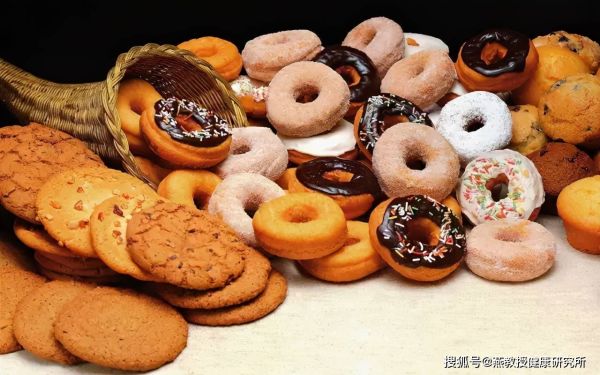 十大垃圾食品有哪些（世界卫生组织公布了全球十大垃圾食品）