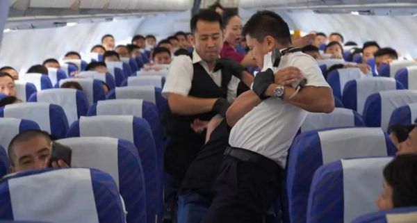 中国十大最惨重的空难（中国十大航空事故）