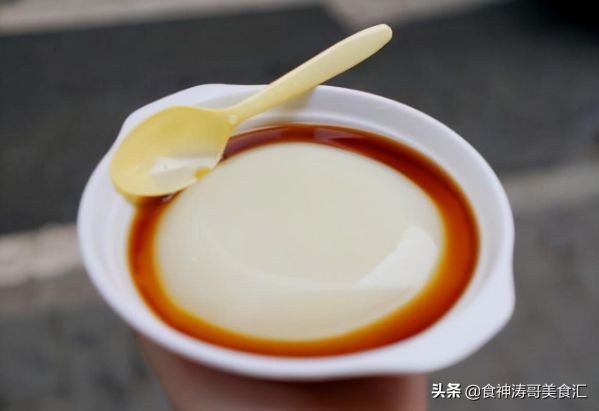 来重庆必吃的十大美食(重庆10大特色美食小吃)