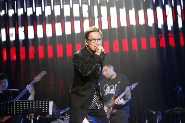 罗大佑十大经典歌曲(音乐教父罗大佑10首经典歌曲)
