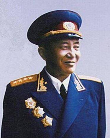 十大元帅十大将(开国十大元帅十大将军)