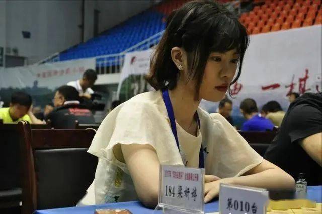 中国象棋十大美女棋手(象棋界十大美女)