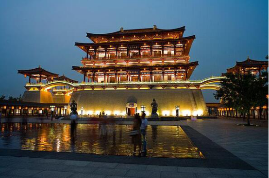 西安旅游十大景点推荐（西安十大著名旅游景点盘点）