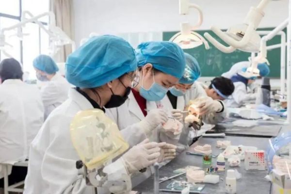 医学就业率最高的十大专业（医学类专业就业前景好前10出炉）