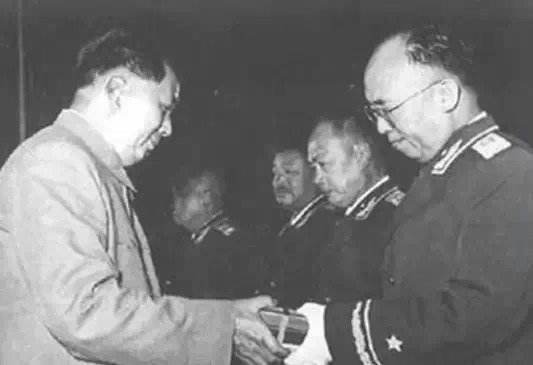 十大元帅相当于现在什么级别，都是正国级干部吗