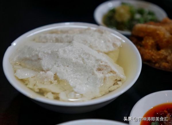 来重庆必吃的十大美食(重庆10大特色美食小吃)