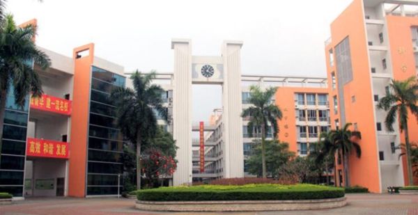 佛山十大贵族学校排行榜(附带排名及学费)