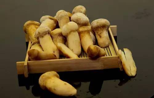 世界上最贵的十大食物（世界上最昂贵的10种食物）