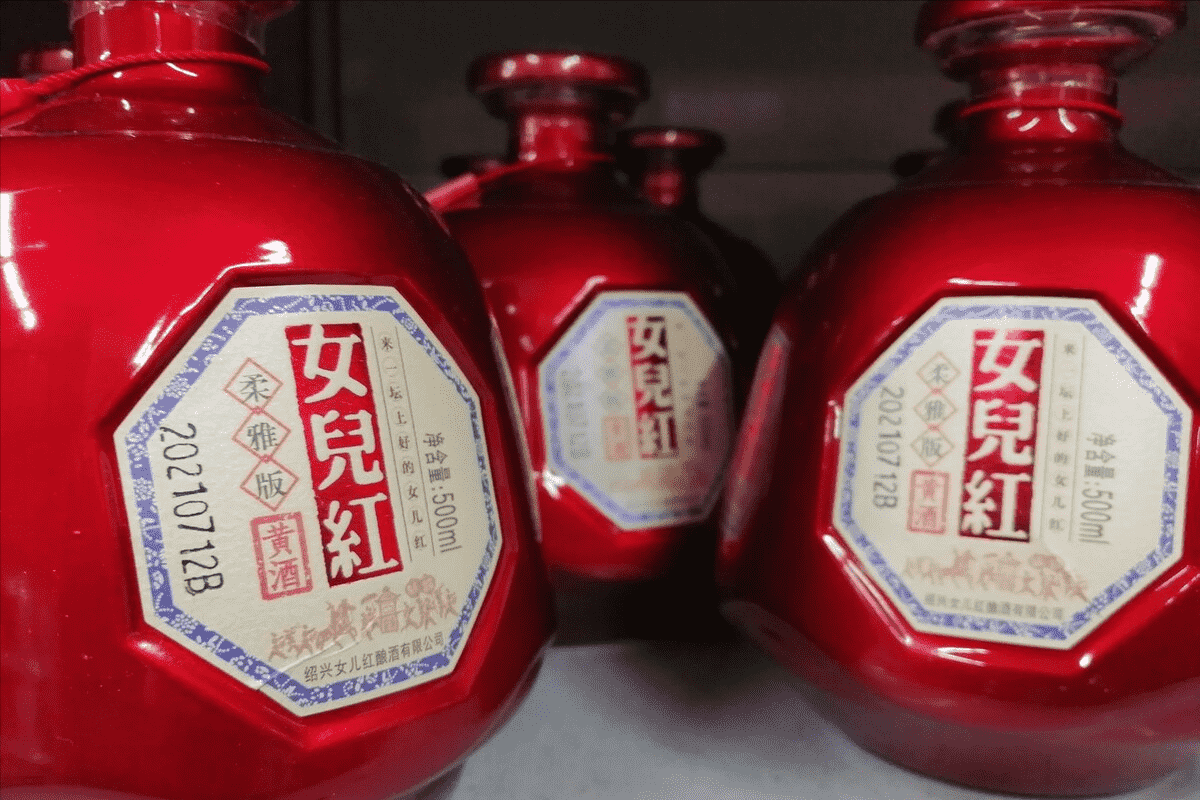 花雕酒和黄酒有什么区别，哪个好喝？