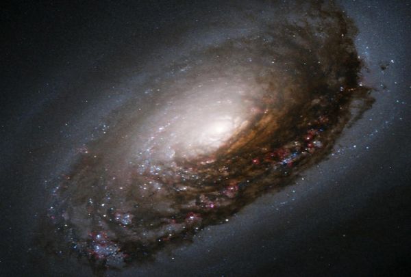 宇宙中最迷人的10大星系，宇宙十大神奇美丽星系