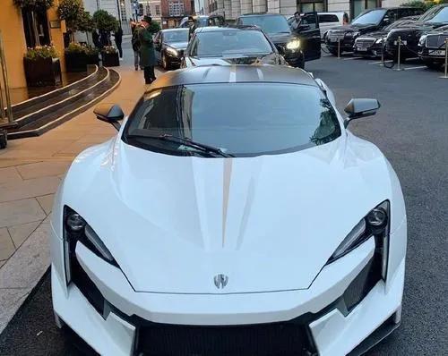 全球最顶尖十大跑车（全球十大顶级超跑排名）