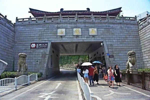 长沙旅游必去十大景点(玩转长沙的10个景点推荐)