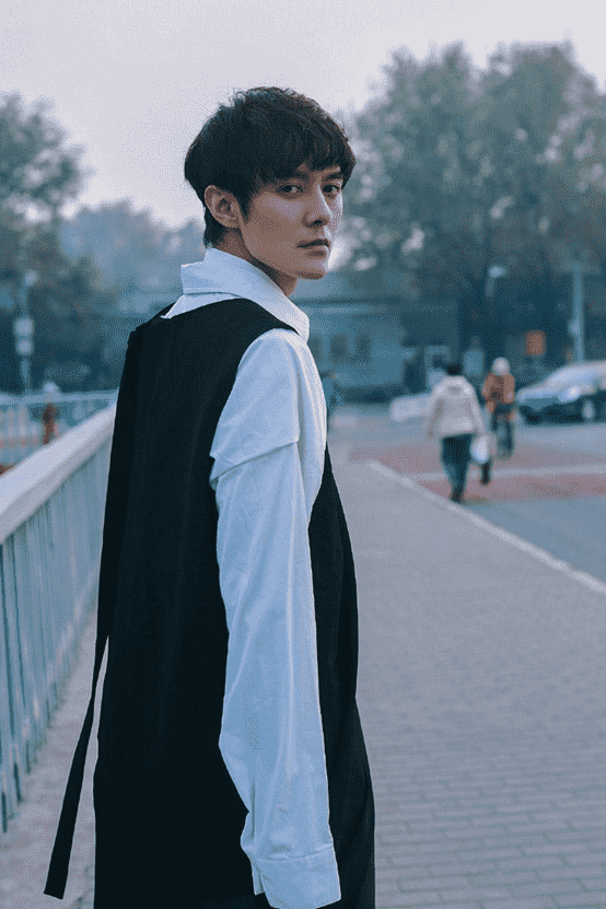 中国颜值最高十大男星(中国男明星颜值排行榜)