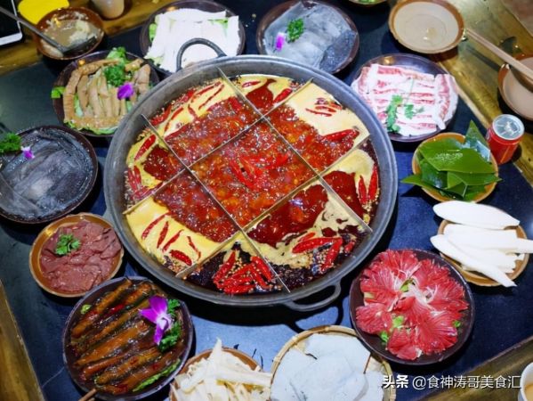 来重庆必吃的十大美食(重庆10大特色美食小吃)
