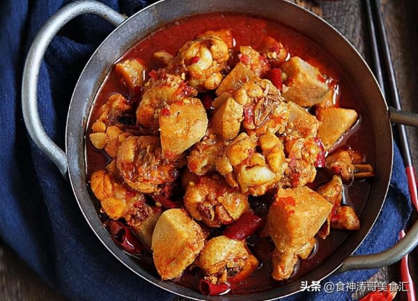 来重庆必吃的十大美食(重庆10大特色美食小吃)