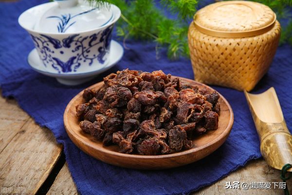 龙眼与桂圆有什么区别，“桂圆”是龙眼吗？
