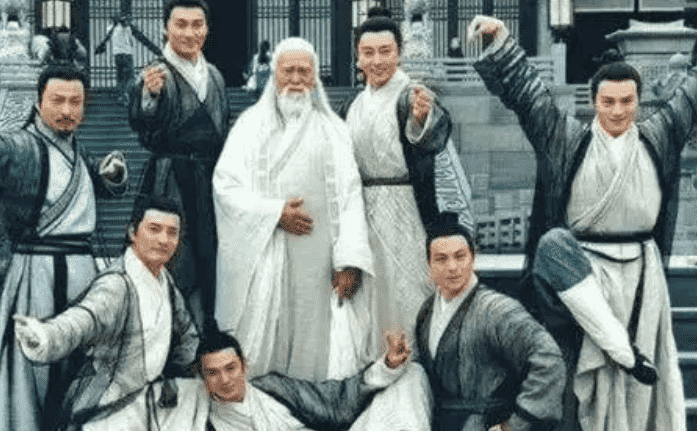 金庸笔下十大高手排行（金庸武侠高手排名前十）