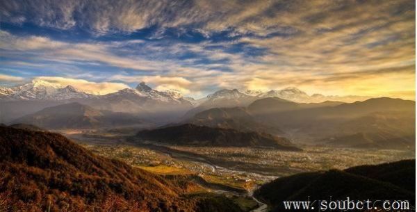 世界知名的十大山峰（世界最高的10座山峰）