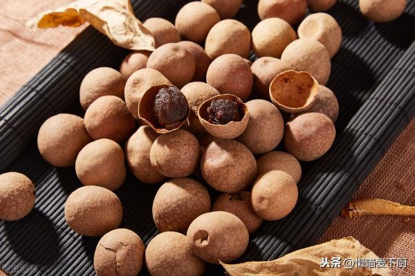 龙眼与桂圆有什么区别，“桂圆”是龙眼吗？