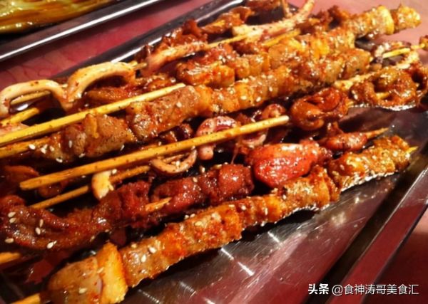 来重庆必吃的十大美食(重庆10大特色美食小吃)