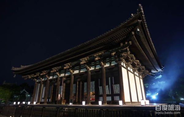 旅游必去的日本十大胜地（日本旅游景点排名前十）