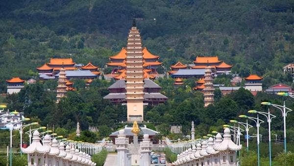 大理旅游必去十大景点，好玩的10个地方推荐