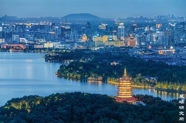 国内旅游必去十大景点推荐，值得游玩的十个“免门票”景区