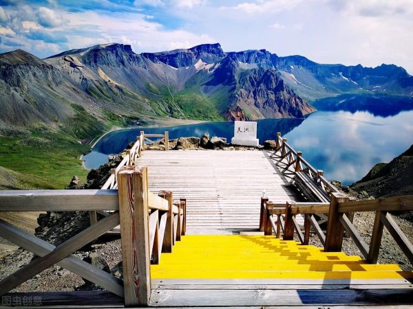 这个季节适合去哪旅游，2022年8月的旅行清单来了