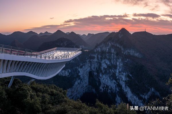广西旅游必去十大景点推荐，广西10个值得打卡的景区