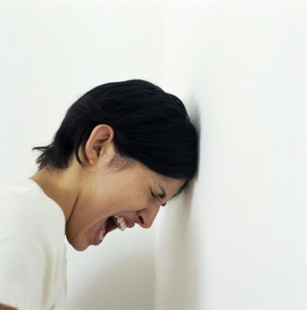 活着好累好痛苦快坚持不下去了怎么办，如何从低谷中走出来呢？
