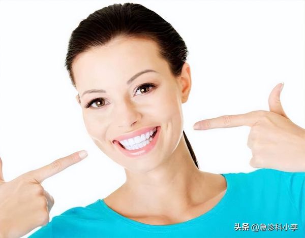 牙缝里的牙结石怎么清理，有3个办法可以选择哦