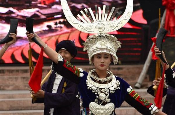 苗族女为什么不嫁汉族，原来有个原因，让汉族小伙难以接受