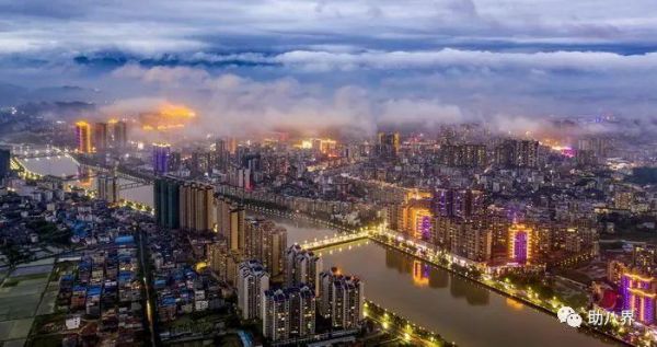 广东旅游必去十大景点自驾游（广东10大最美自驾线路）