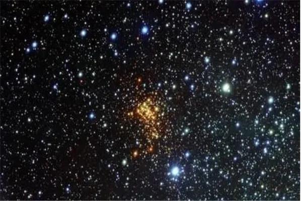 宇宙最大星系十大排名，哪10个星系最大