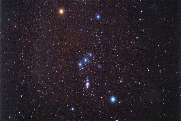 宇宙最大星系十大排名，哪10个星系最大